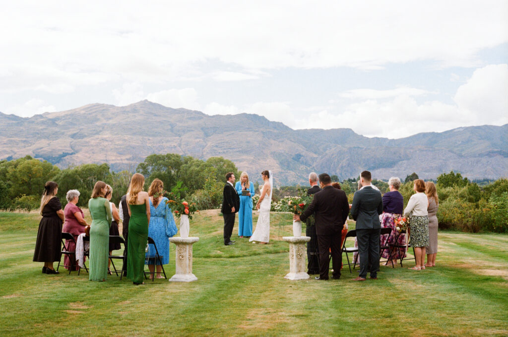 Queenstown Wedding Photographer, Capture your Queenstown Wedding On Film! Book Now